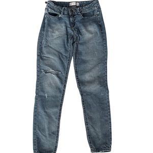 No Boundaries Distressed Denim Straight Leg Blue Jeans Juniors Size 3